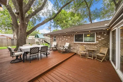 10714 Piping Rock Lane Houston TX 77042