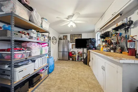 10714 Piping Rock Lane Houston TX 77042
