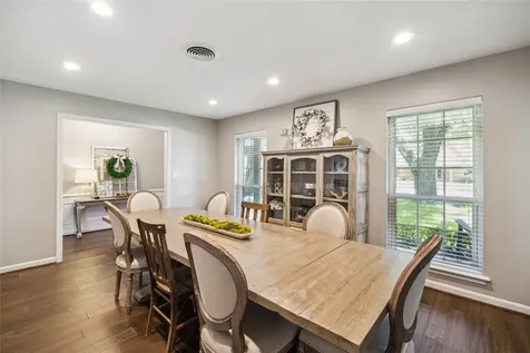 10714 Piping Rock Lane Houston TX 77042