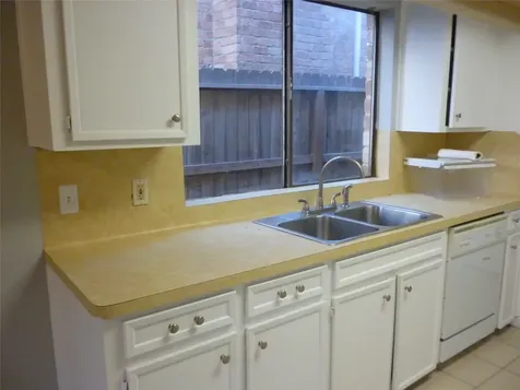 2822 Mesquite Drive Sugar Land TX 77479