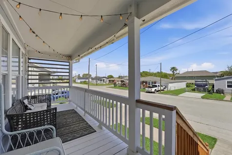 2311 56th Street Galveston TX 77551