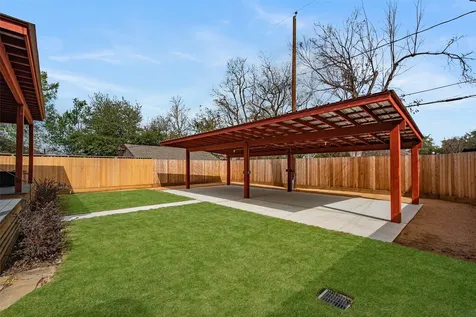 1459 Munger Street Houston TX 77023