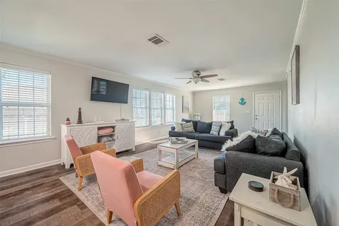 2895 Laguna Drive Crystal Beach TX 77650