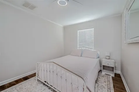2895 Laguna Drive Crystal Beach TX 77650