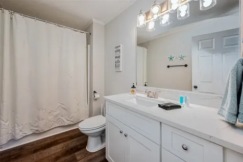 2895 Laguna Drive Crystal Beach TX 77650