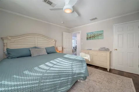 2895 Laguna Drive Crystal Beach TX 77650