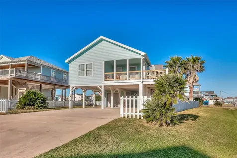 2895 Laguna Drive Crystal Beach TX 77650