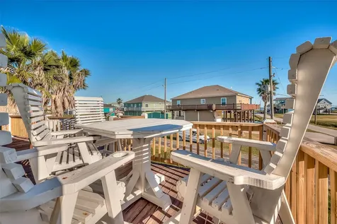 2895 Laguna Drive Crystal Beach TX 77650
