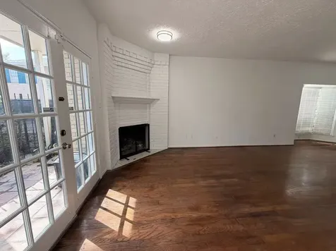 2220 Bering Drive 12 Houston TX 77057