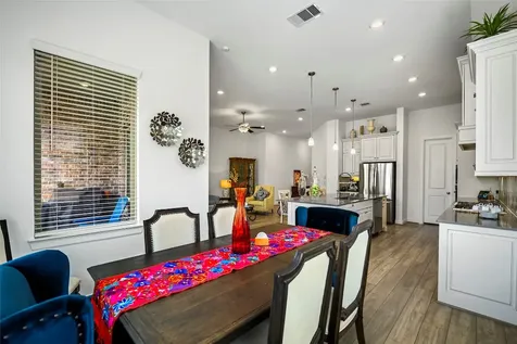 1112 Sienna Forest Lane Pinehurst TX 77362