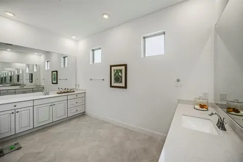 1112 Sienna Forest Lane Pinehurst TX 77362