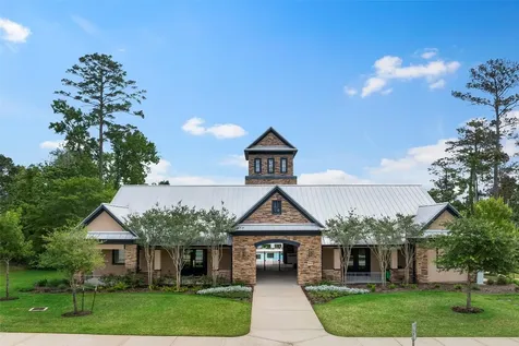1112 Sienna Forest Lane Pinehurst TX 77362