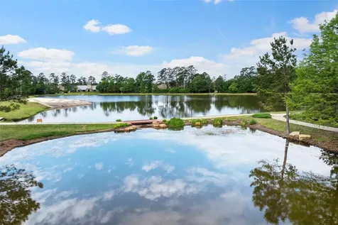 1112 Sienna Forest Lane Pinehurst TX 77362
