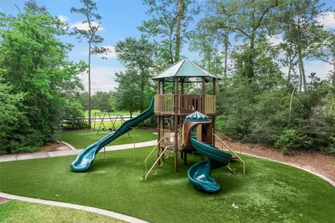1112 Sienna Forest Lane Pinehurst TX 77362