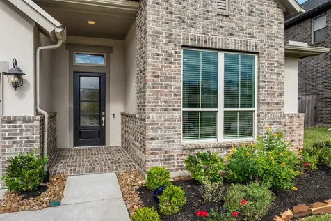 1112 Sienna Forest Lane Pinehurst TX 77362