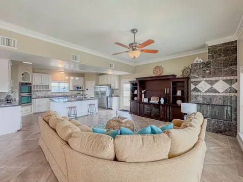 1303 Tiki Drive Tiki Island TX 77554