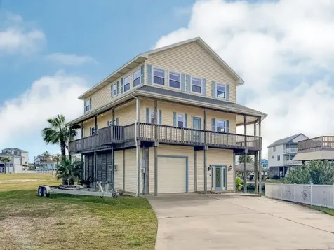 1303 Tiki Drive Tiki Island TX 77554