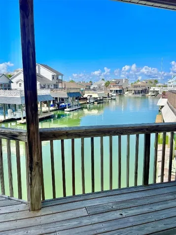 1303 Tiki Drive Tiki Island TX 77554