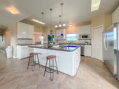 1303 Tiki Drive Tiki Island TX 77554