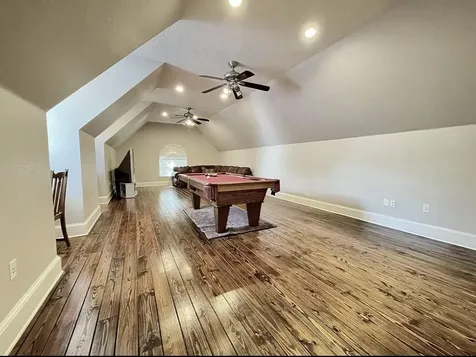 2401 Merriman Street Port Neches TX 77651