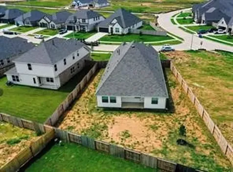 32307 Elmwood Manor Waller TX 77484