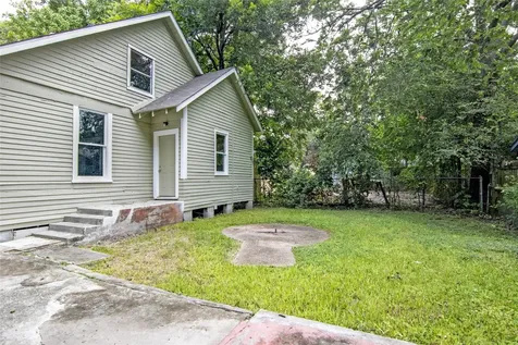 3220 Melbourne Street Houston TX 77026