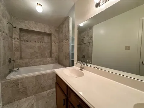 17 Glenview Court Lufkin TX 75901