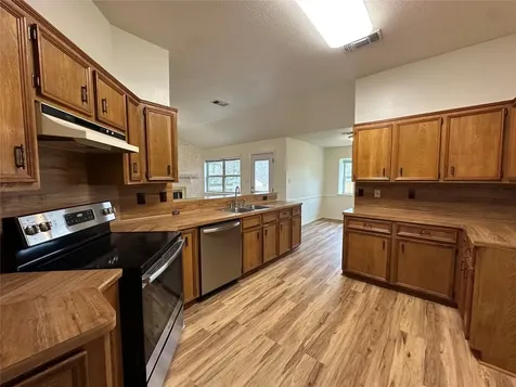17 Glenview Court Lufkin TX 75901