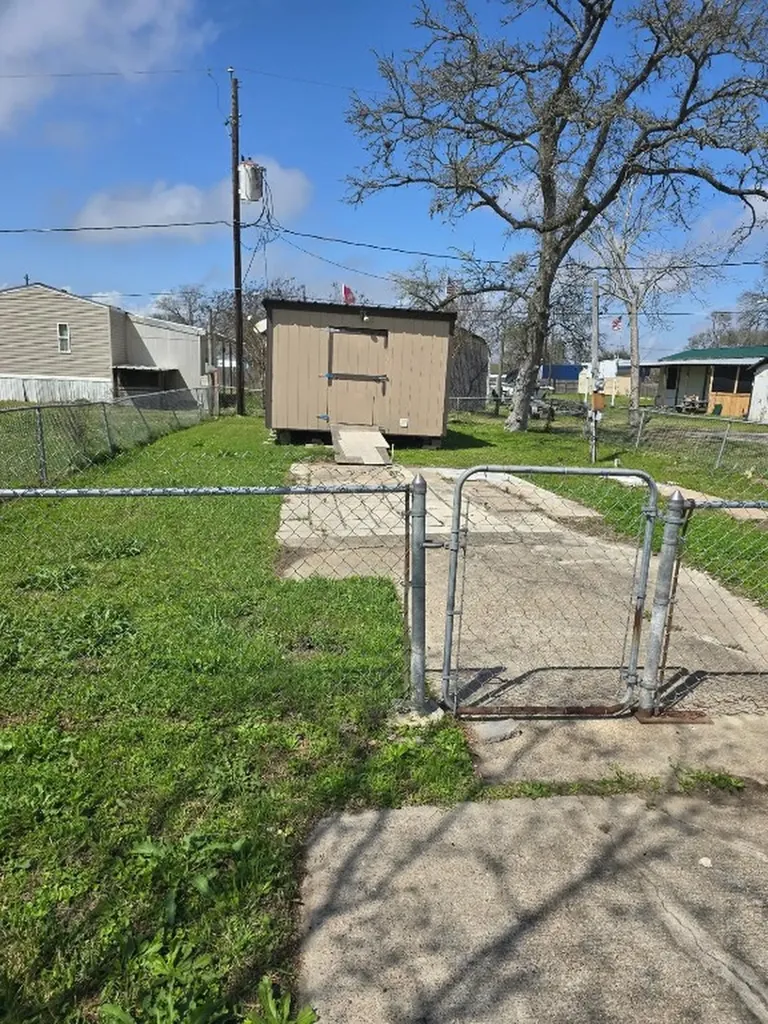 134 Heron Inlet S Baytown TX 77523