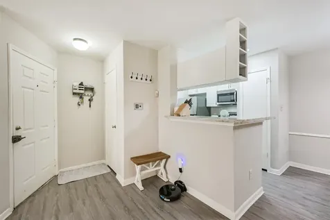 2121 Hepburn Street 612 Houston TX 77054