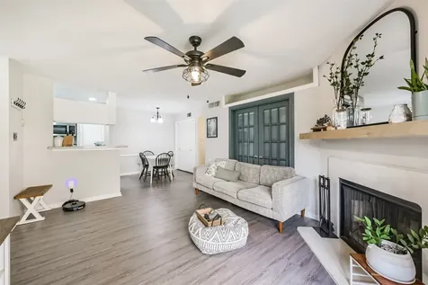 2121 Hepburn Street 612 Houston TX 77054