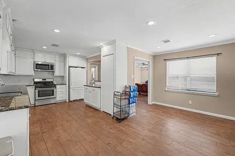 823 Marleen Street Houston TX 77034