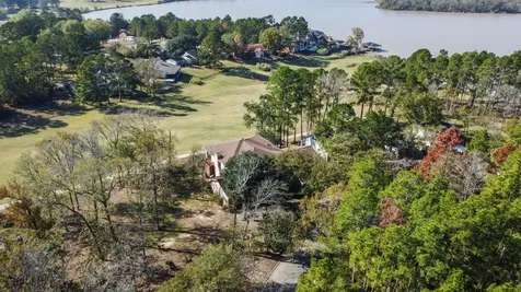 22405 Augusta Lane Huntsville TX 77340