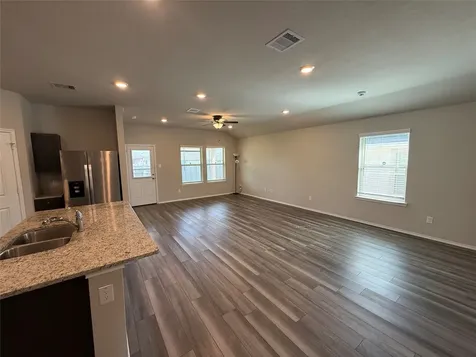 229 Pecos Drive Huntsville TX 77340