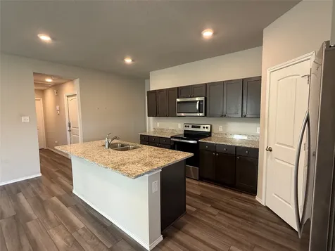 229 Pecos Drive Huntsville TX 77340