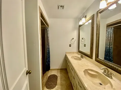 14212 & 14216 Horseshoe Bend Conroe TX 77384