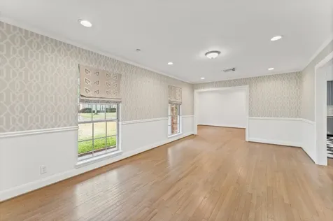 6158 Burgoyne Road Houston TX 77057