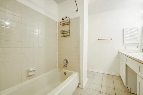2114 Greenbriar Colony Drive Houston TX 77032