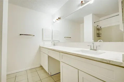 2114 Greenbriar Colony Drive Houston TX 77032