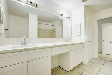 2114 Greenbriar Colony Drive Houston TX 77032