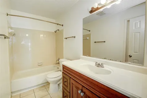 2114 Greenbriar Colony Drive Houston TX 77032