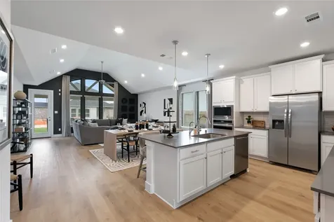 813 Green Ash Drive Waller TX 77484