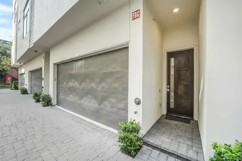 1004 California Street 203 Houston TX 77006