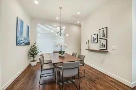 1004 California Street 203 Houston TX 77006