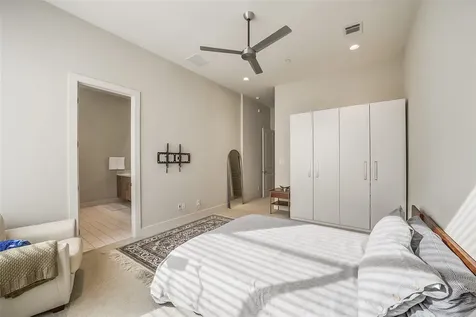 1004 California Street 203 Houston TX 77006