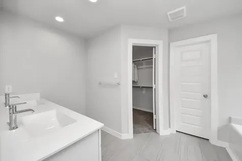 10915 W Fall Fern Circle Houston TX 77044