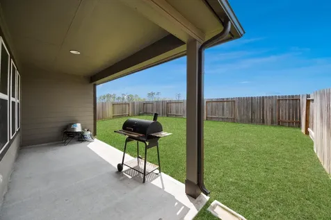 10915 W Fall Fern Circle Houston TX 77044