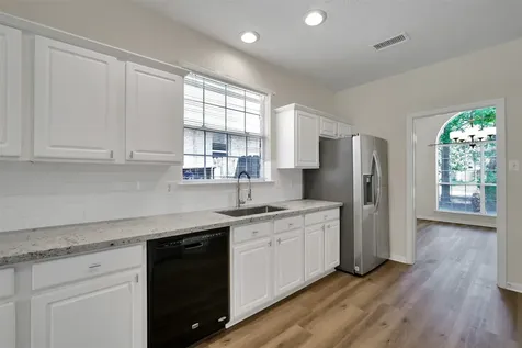59 Hidden Meadow Drive The Woodlands TX 77382
