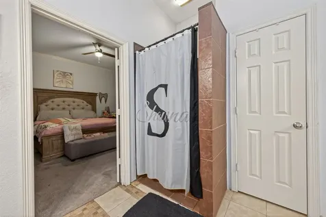 14415 Red Mulberry Lane Houston TX 77044