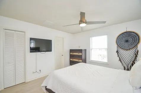 22810 Fresca Street Galveston TX 77554